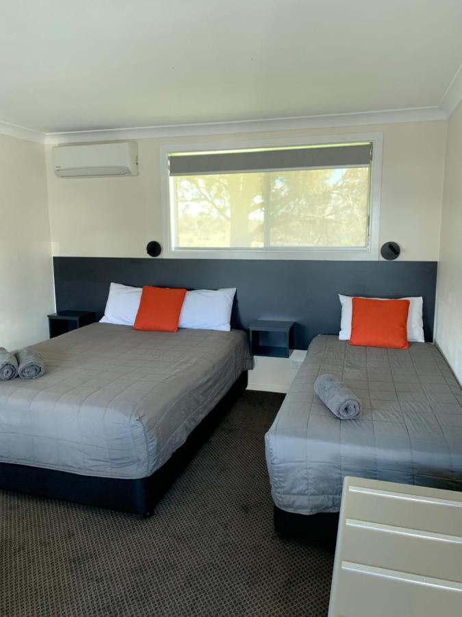 Altona Motel Uralla Luaran gambar